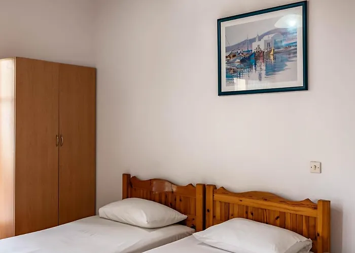 Katerina Studios & Apartments